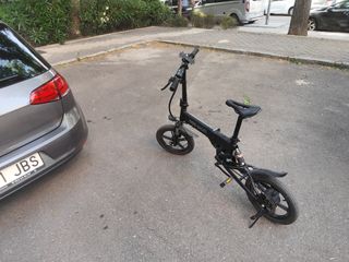 Bicicleta eléctrica plegable 585 Watt