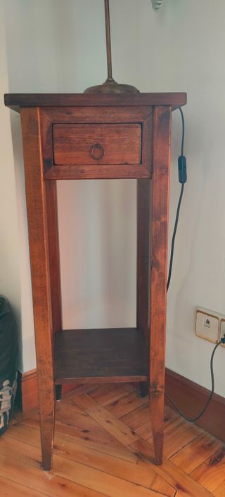 Mesita auxiliar madera marrón