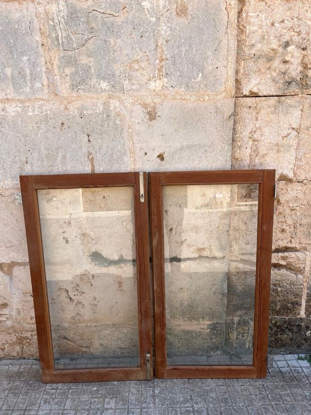 Ventanas antiguas de madera (2)