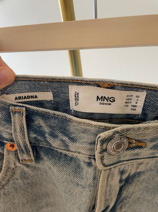 Bermudas tejanas Mango