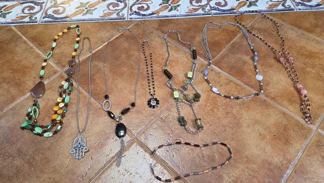 8 Collares multicolor