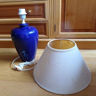 Lampara sobremesa azul cerámica