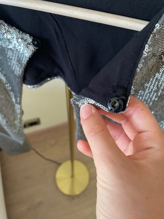 Chaqueta corta lentejuelas Zara