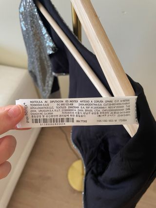 Chaqueta corta lentejuelas Zara