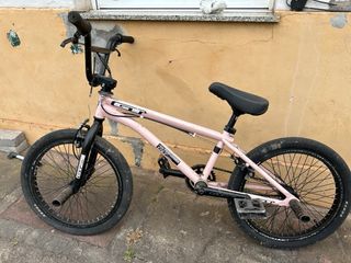 BMX GT Performer rosa