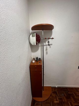 Perchero con espejo - Entrada