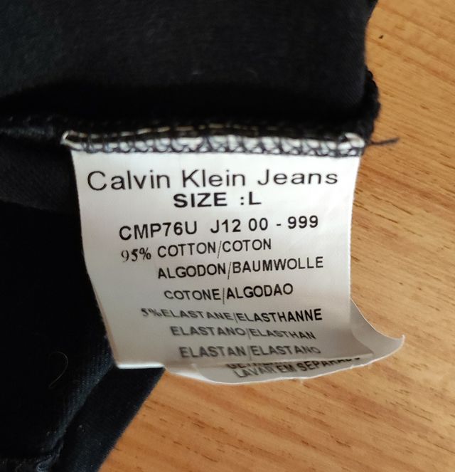 Camiseta Calvin Klein Jeans - Talla L - slim fit
