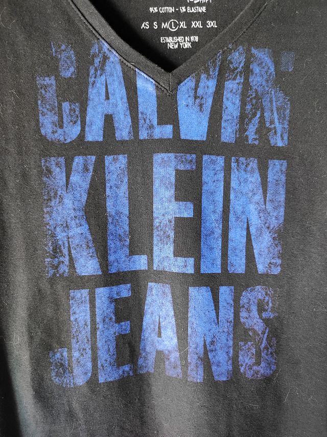 Camiseta Calvin Klein Jeans - Talla L - slim fit