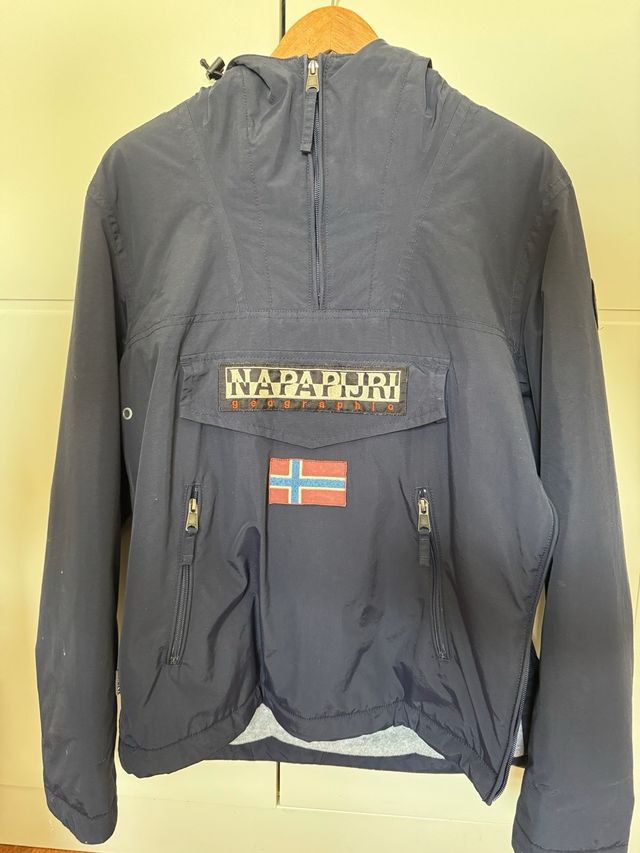 Chaqueta Napapijri azul talla S y M