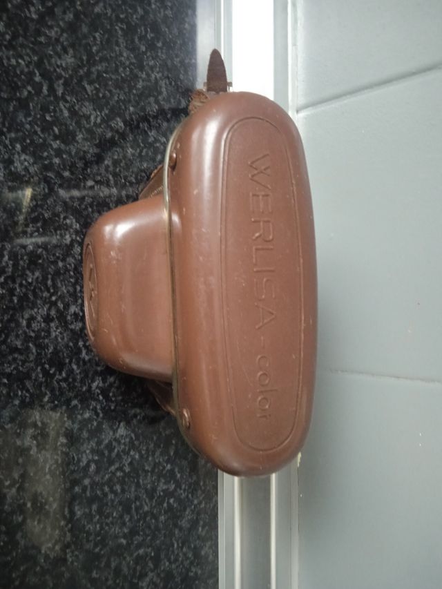 Cámara K Regulate antigua con funda