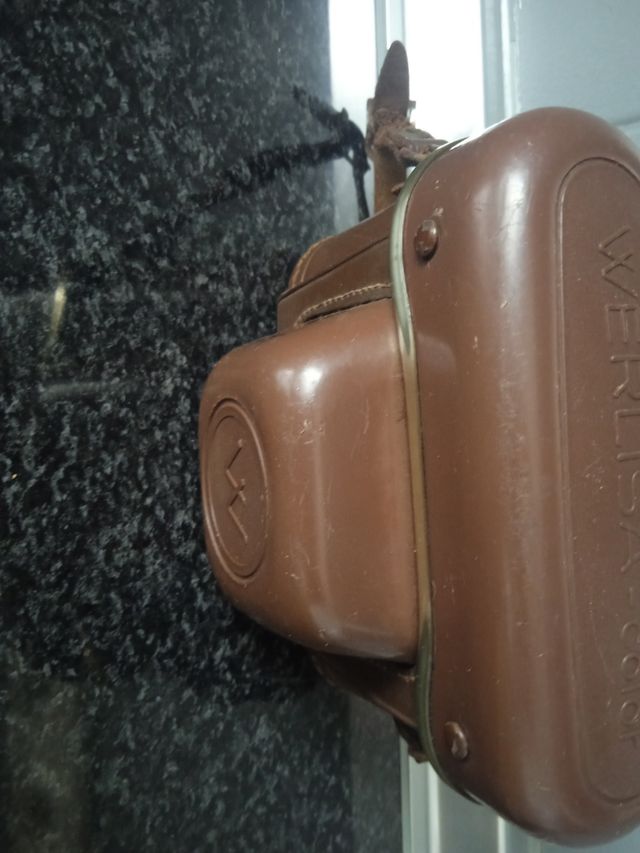 Cámara K Regulate antigua con funda