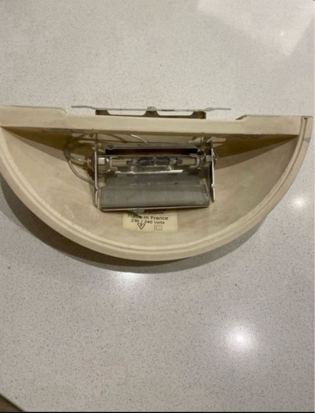 Plafón pared cerámica beige