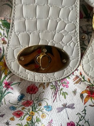 Bolso piel y charol - Blanco y estampado floral