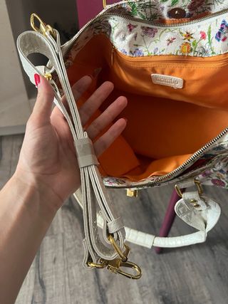 Bolso piel y charol - Blanco y estampado floral