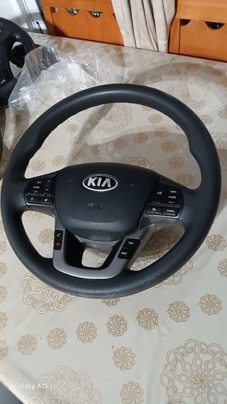 Volante Kia Rio - Control crucero