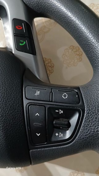 Volante Kia Rio - Control crucero