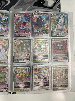 Album Pokémon VMAX