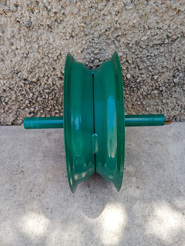 Llanta carretilla verde sin usar