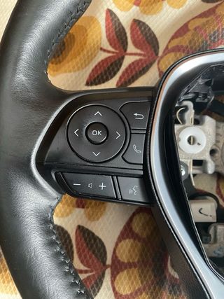 Volante Toyota Corolla 2022
suzuki swace 2022