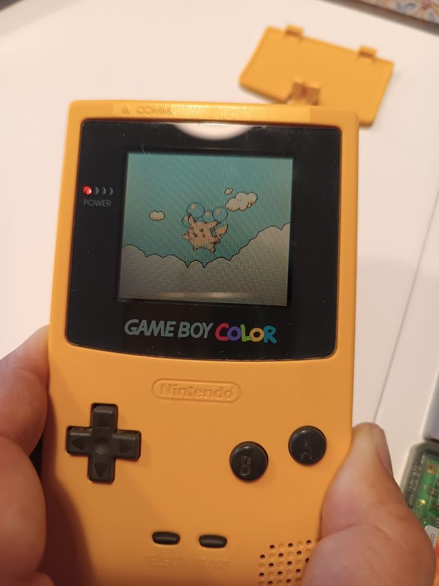Game Boy Color Giallo + 4 Gioco