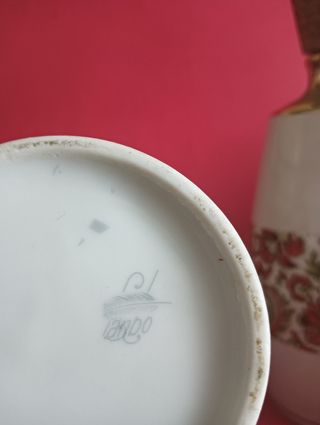 Bottiglie di liquore antiche - Conac & Whisky