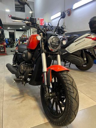 300cc, QJ-MOTOR” “PRECIOSA”