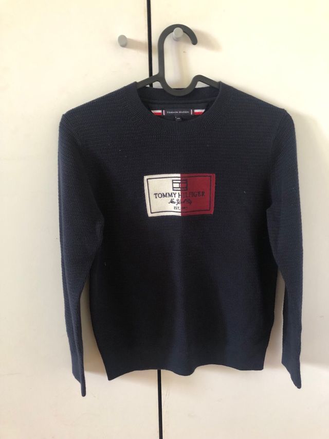 Conjunto Benetton + Sudadera Nike zapatillas