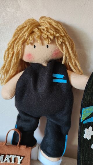 Muñeca surfista handmade