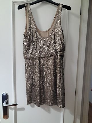 Vestido lentejuelas dorado