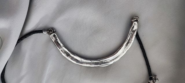 Preciosa gargantilla acero