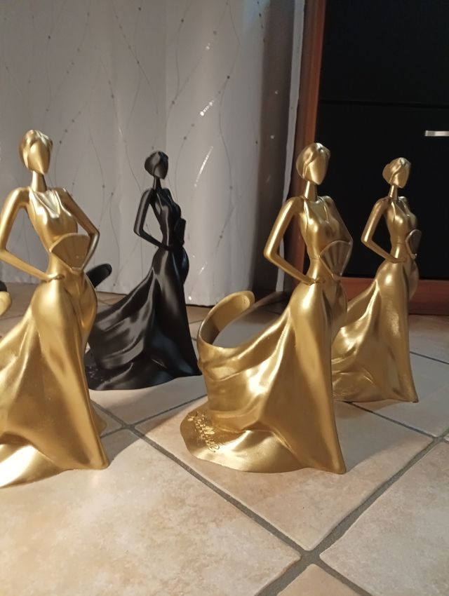 Portavino ballerina spagnola oro