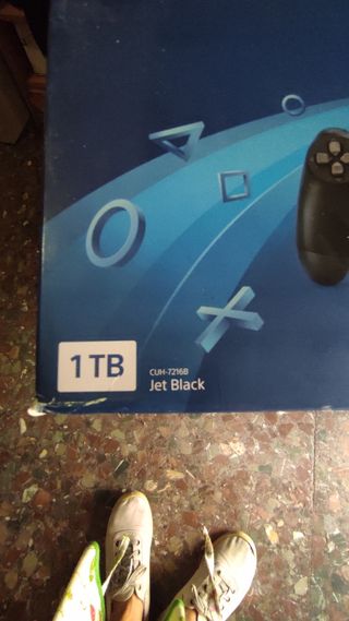 PS4 Pro (PlayStation 4 Pro) 1TB y God of  War,Pubg