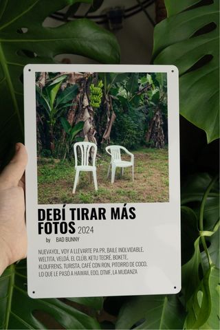 Targa Metallica Bad Bunny