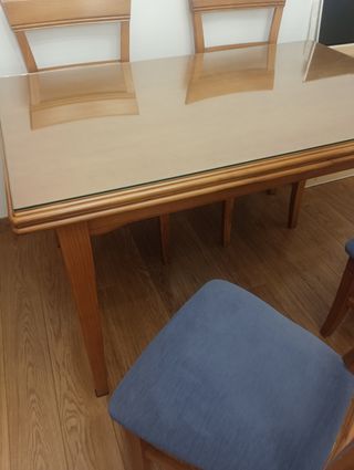 Mesa extensible comedor madera + 6 sillas