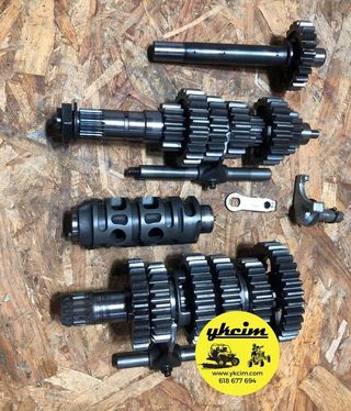 Piñones caja cambios para Polaris Predator 500 