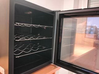 Nevera Vino 12 botellas
