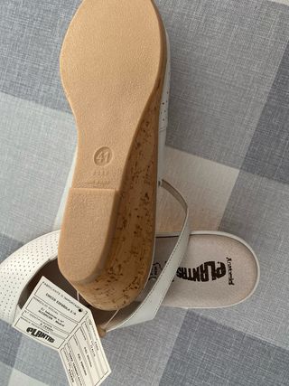 Sandalias Anatomic piel - blanco y azul marino