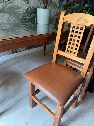 Mesa madera + 6 sillas - marrón 1.40cmX0’90cm
