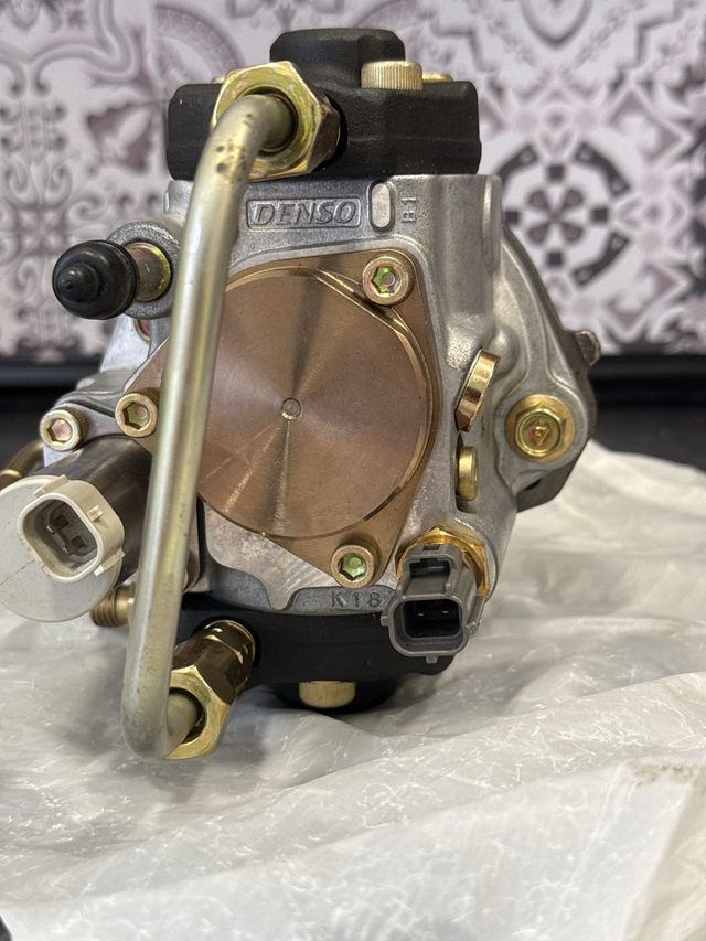 Bomba inyectora DENSO Nissan ALMERA