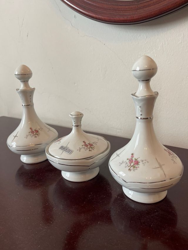 Gioco di porcellana e argento sterling