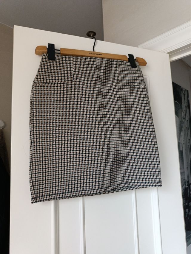 Mini Falda Stradivarius - Beige/Marrón