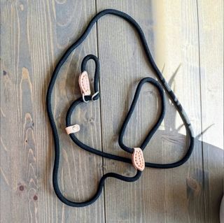 Correas con collar incluido anti-ahogo para perros