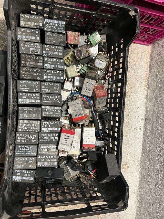 Relés y centralitas Mercedes W124 - Variados