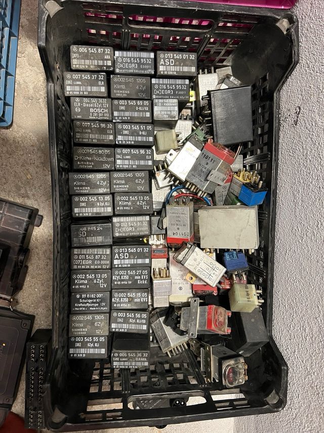 Relés y centralitas Mercedes W124 - Variados