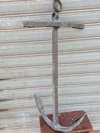 Anclas de un metro,1 X 60,más 4 remos.