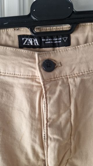 Pantalón Zara beige talla L