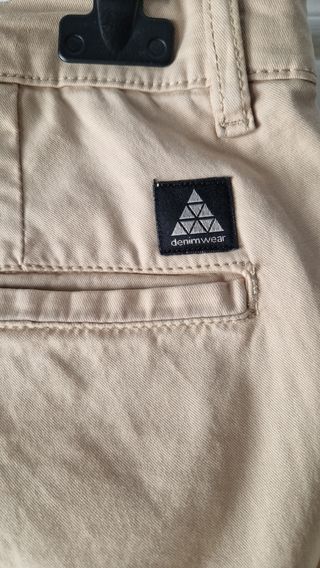 Pantalón Zara beige talla L