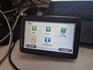 Navigatore satellitare TomTom 4EQ50