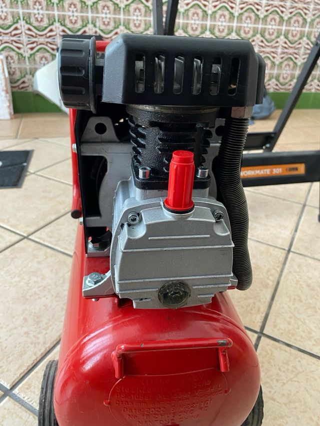 Compresor Einhell 24L - 8 Bar