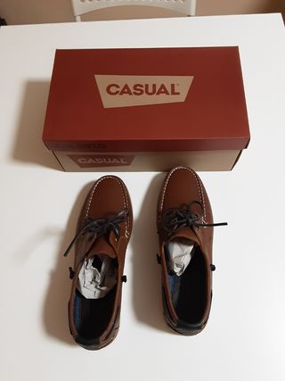 Zapatos náuticos marrones hombre